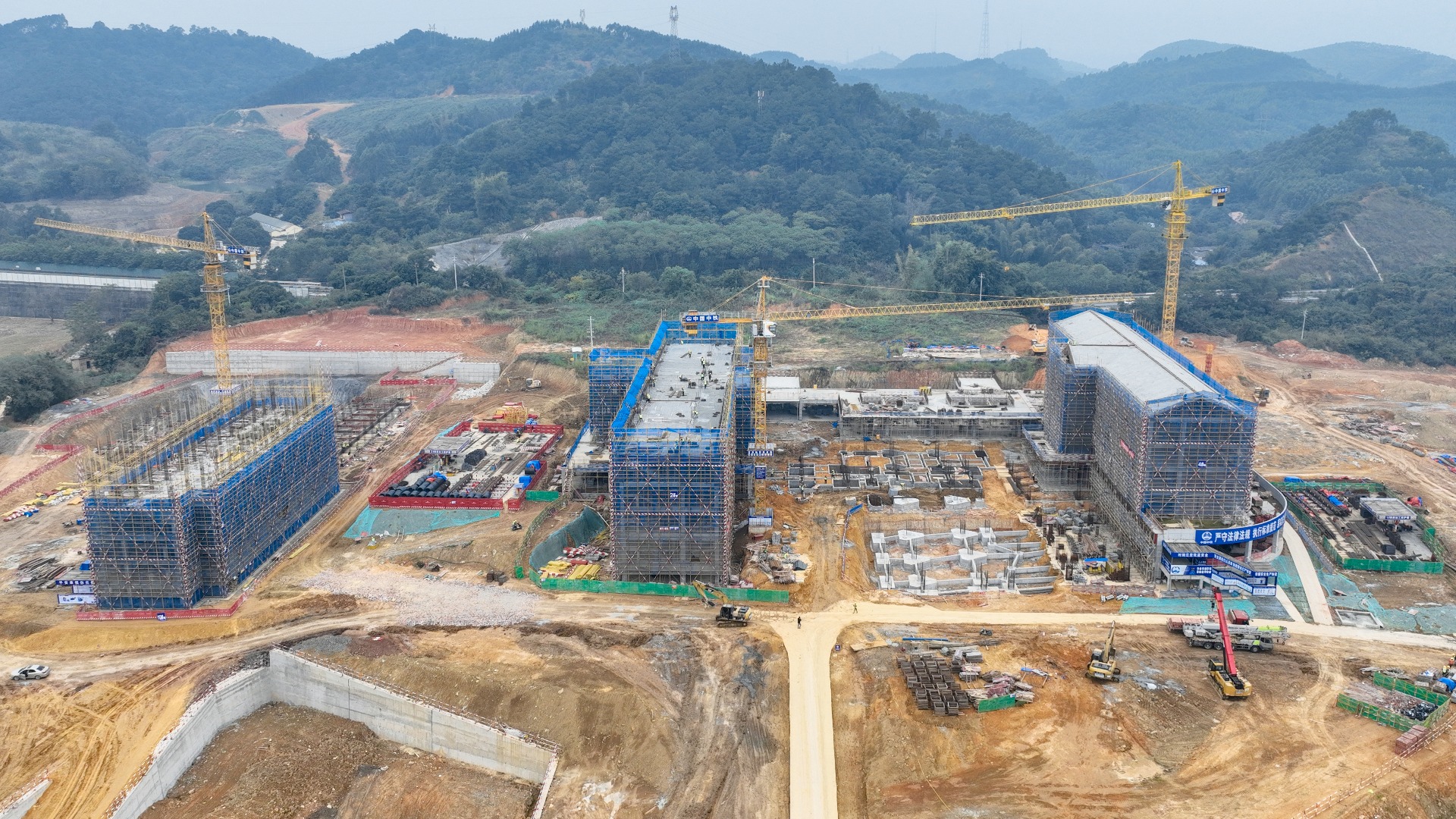 龍景六小、十二中_副本